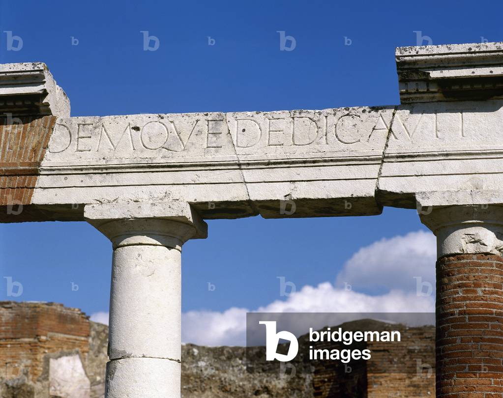 Pompeii, Ancient roman city, The building of Eumachia, Campania, Italy