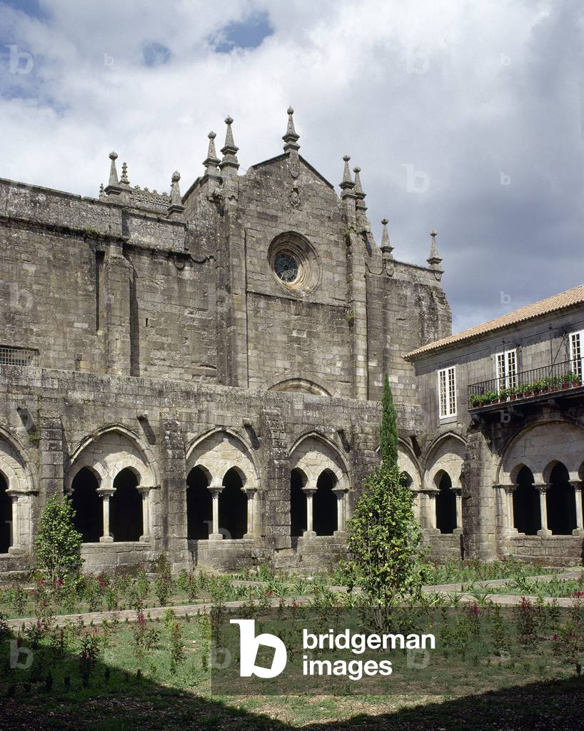 Spain. Galicia. Tui. Cathedral. 12th-13th centuries. Cloister's detail. Gothic cistercian architecture.