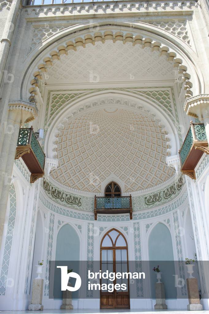Interior walls of the entrance hall, Vorontsov Palace, Alupka, Autonomous Republic of Crimea, Ukraine (photo)