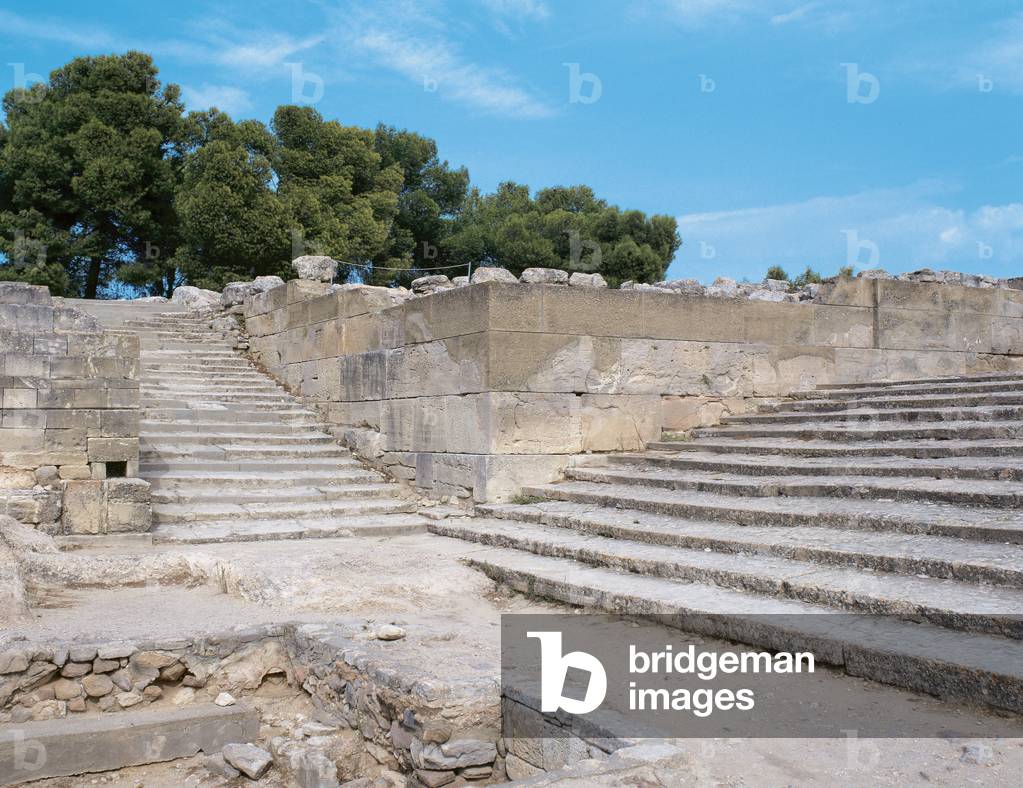 Minoan art. Palace of Phaistos. Bronze Age. View of the steps. Propileo West. Central Creta.