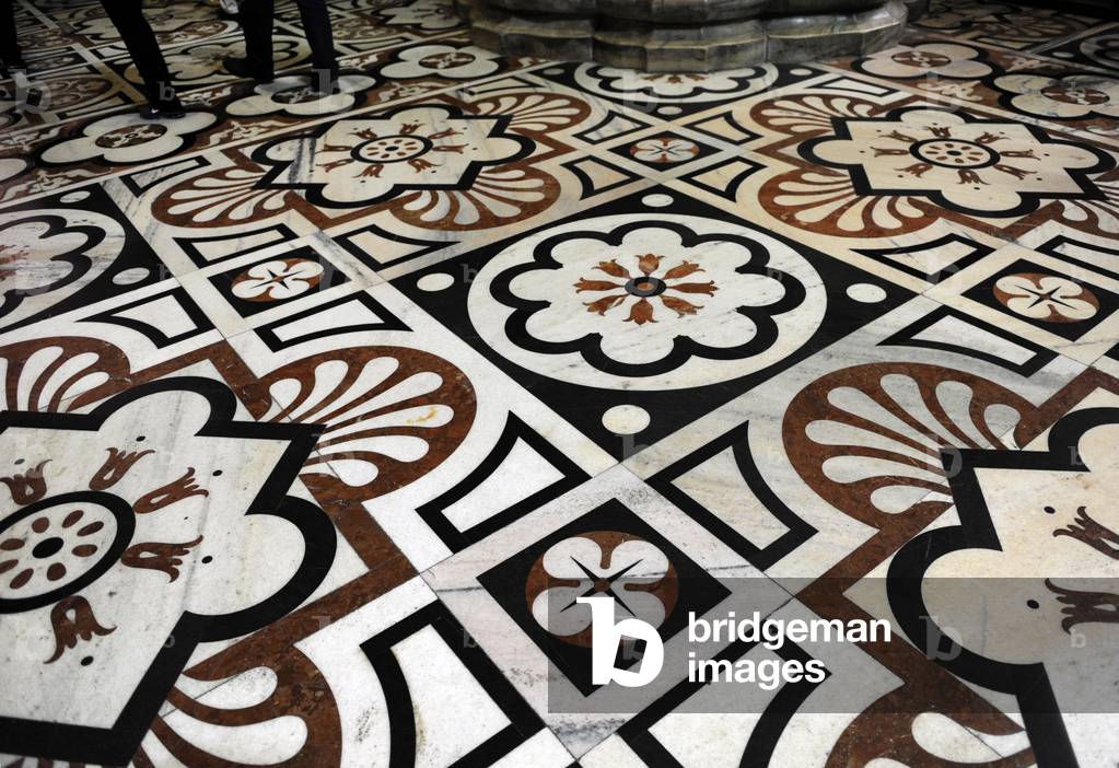 inside Catheral of Milan. Detail marble from Candoglia. Work of Pellegrino Tibaldi.