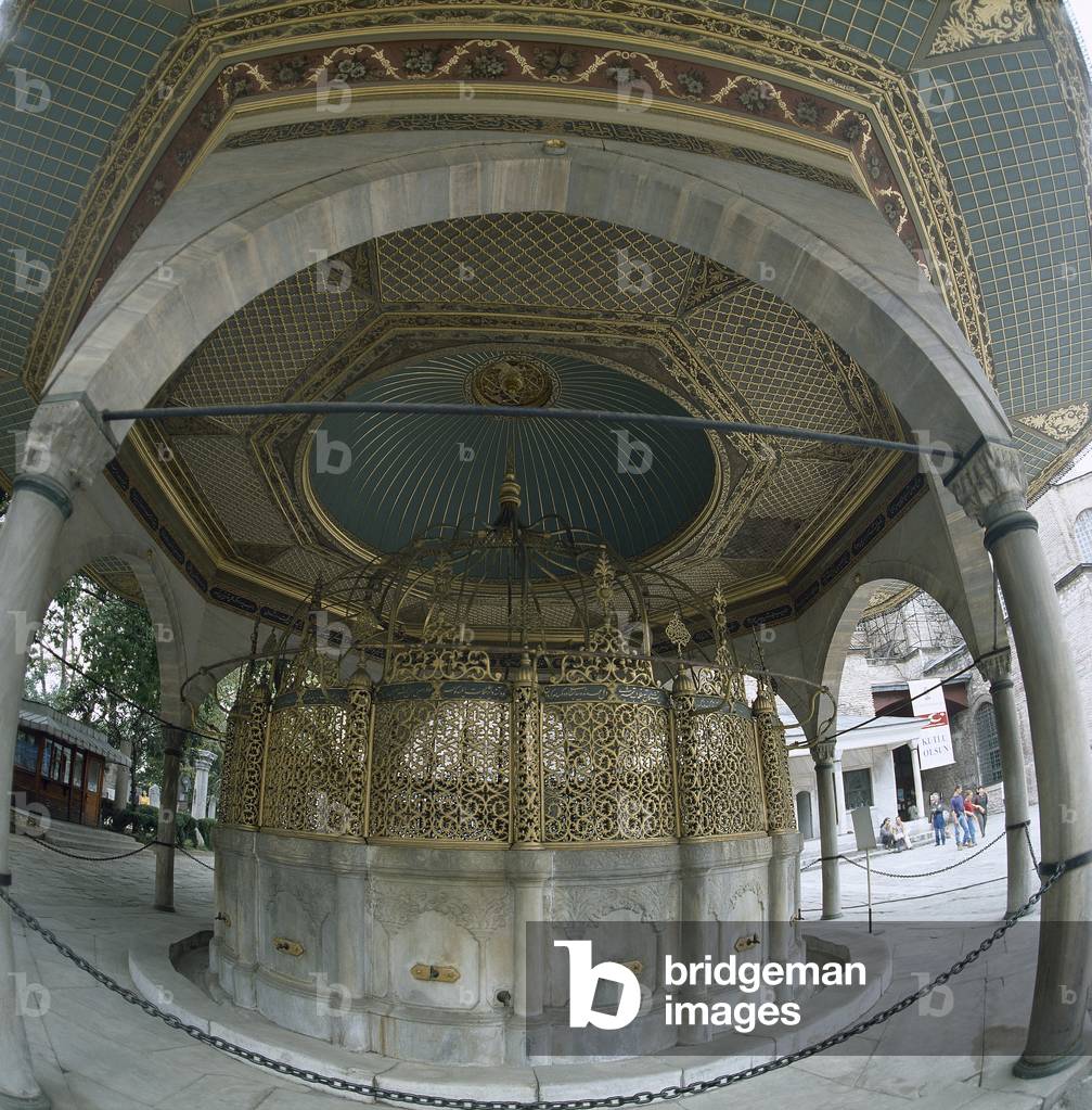 Turkey. Istanbul. Source of ablutions. 18th century Enclosure of the Basilica of Santa Sofia.