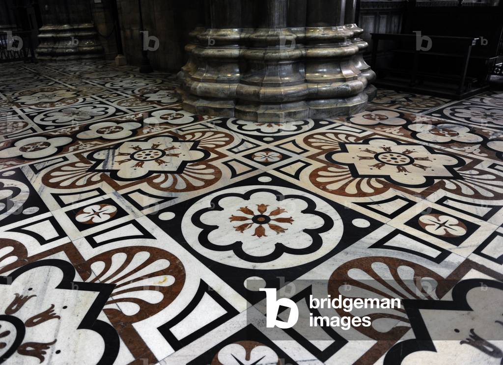 inside Catheral of Milan. Detail marble from Candoglia. Work of Pellegrino Tibaldi.