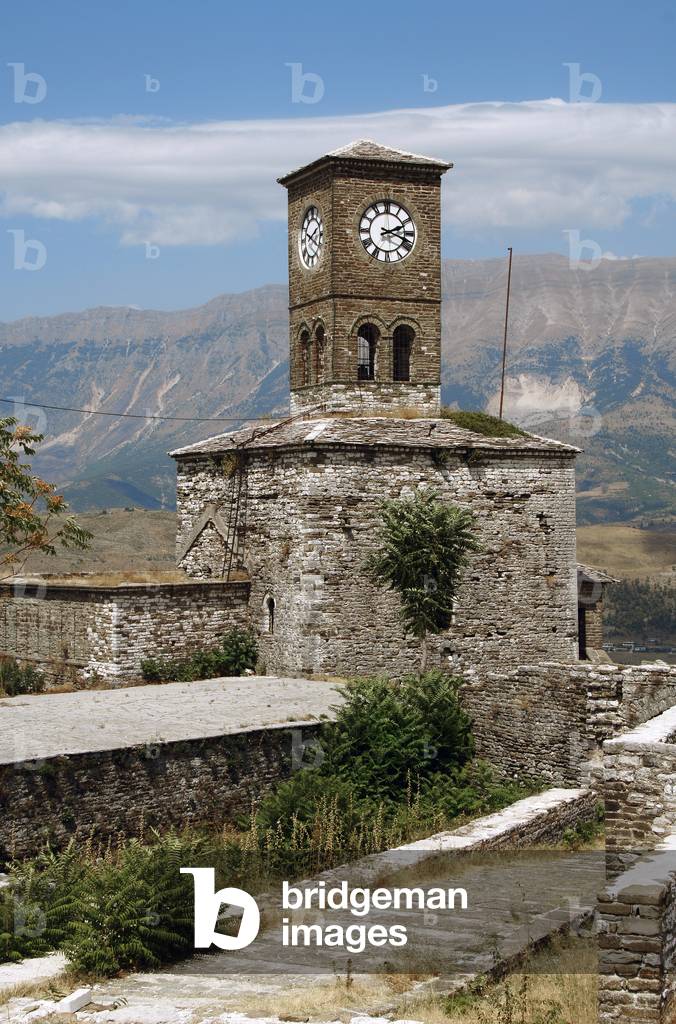 Albania Gjirokaster, Castle and clock tower (photo)