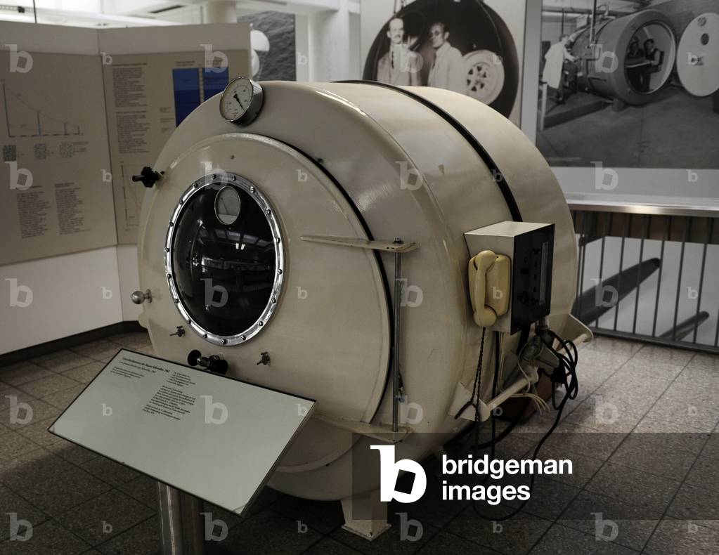 Low pressure chamber type Schroedter, 1960