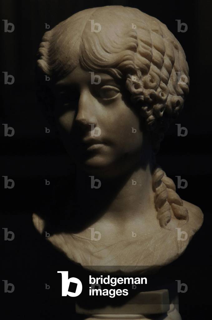 Minatia Polla. Marble bust.