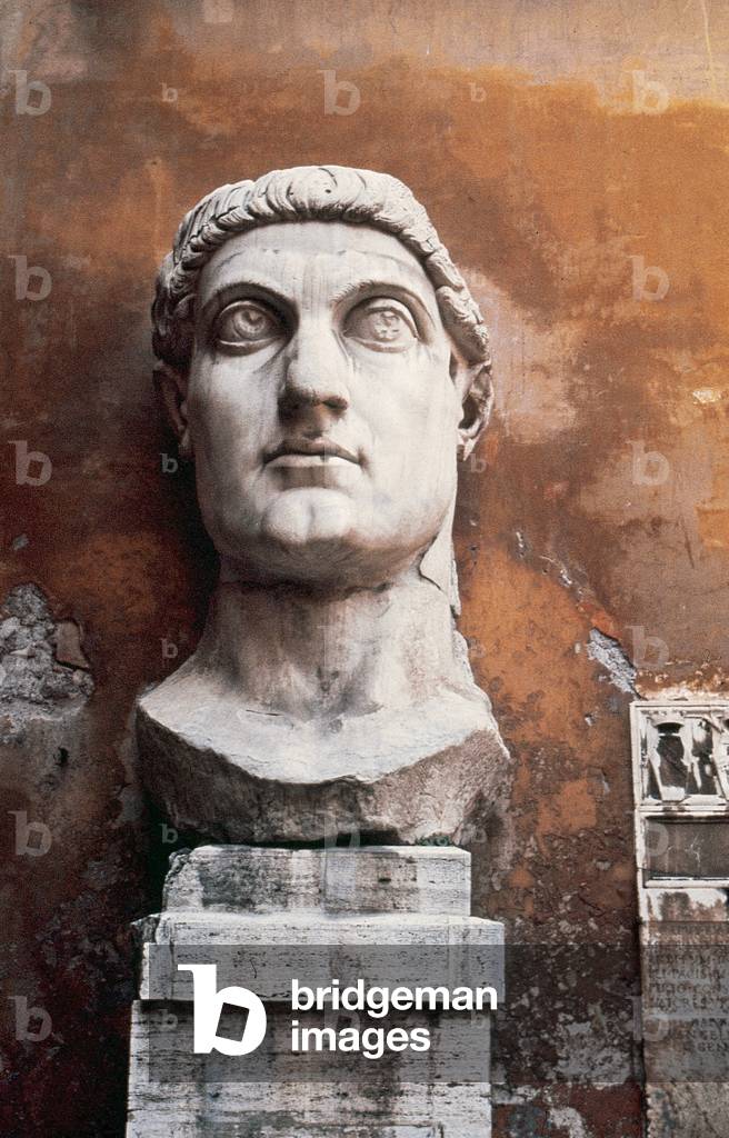 colossal head of Emperor Constantine (274-306 AD). 313-324 AD (sculpture)