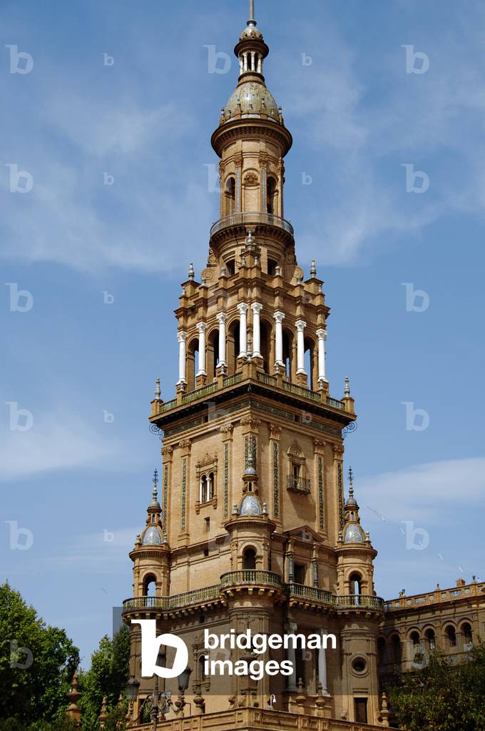 North Tower, Plaza de España, Parque de María Luisa, Seville, Andalusia, Spain (photo)