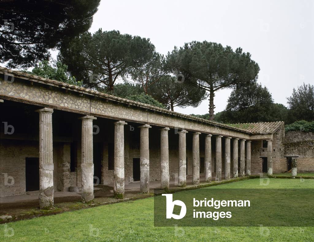 Pompeii. Quadriporticus.