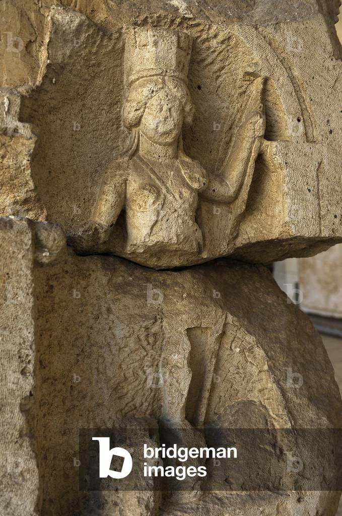 Funerary altar, late 1st-2nd century BC (calcerows)