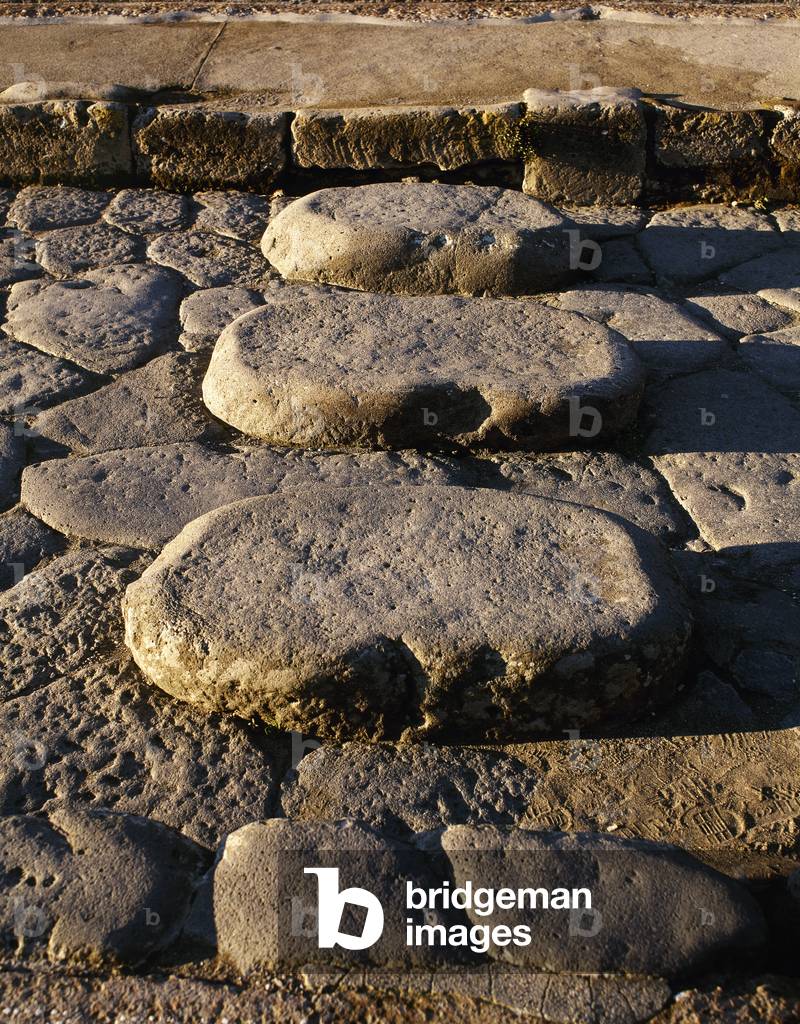 Italy. Pompeii. Pedestrian crossing at Via della Fortuna.