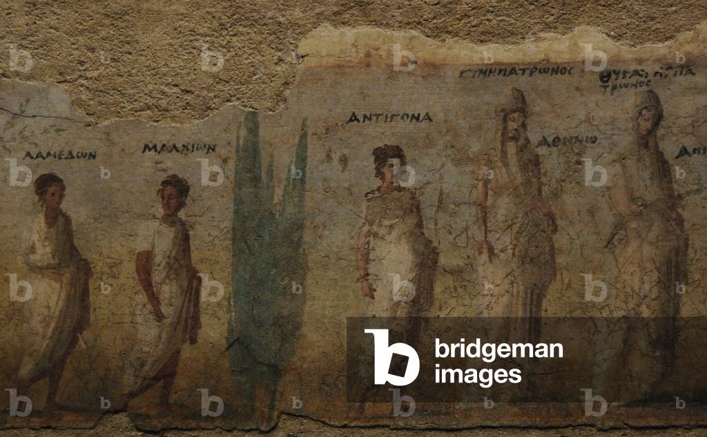 Frescoes depicting procession scene. Burial chamber.