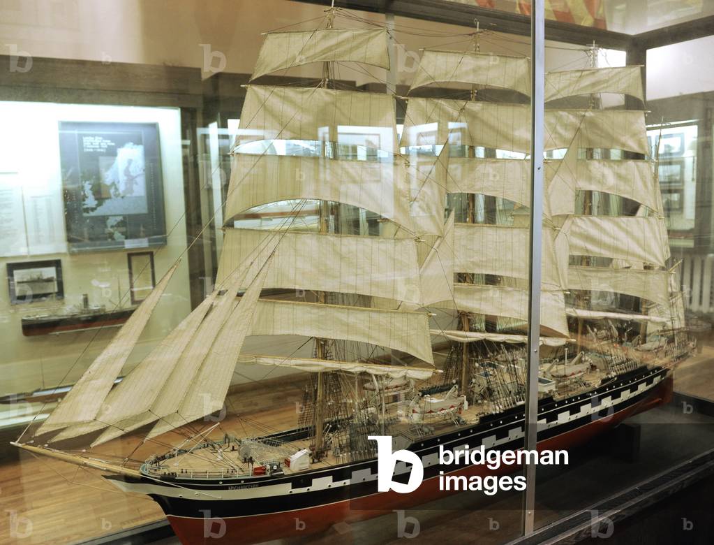 History of navigation. Training ship 