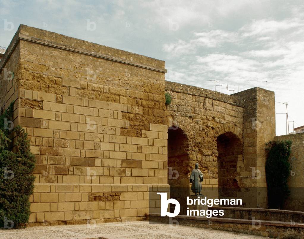 View of the door of Seville in Cordoba, in the district of San Basilio. Statue of the intellectual of Arab origin Aben Hazan (or Abenhazan). 153-022315 Spain