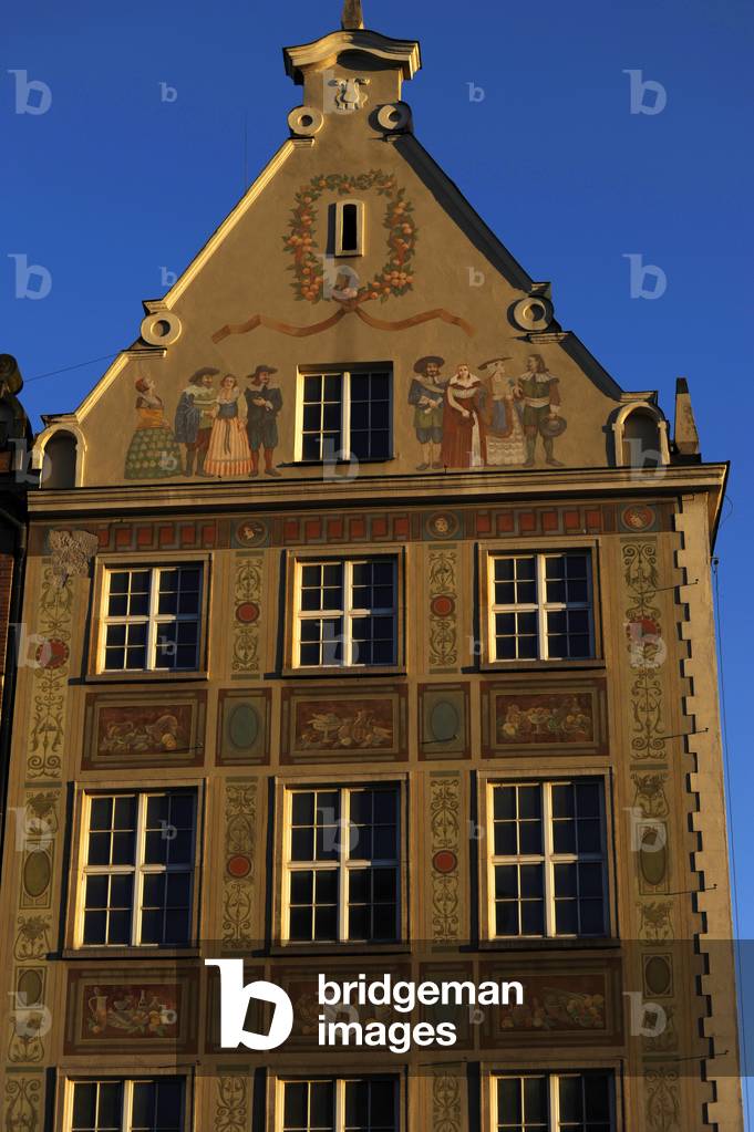 Poland, Gdansk, Dlugi Targ (Long Market), Detail façade (photo)