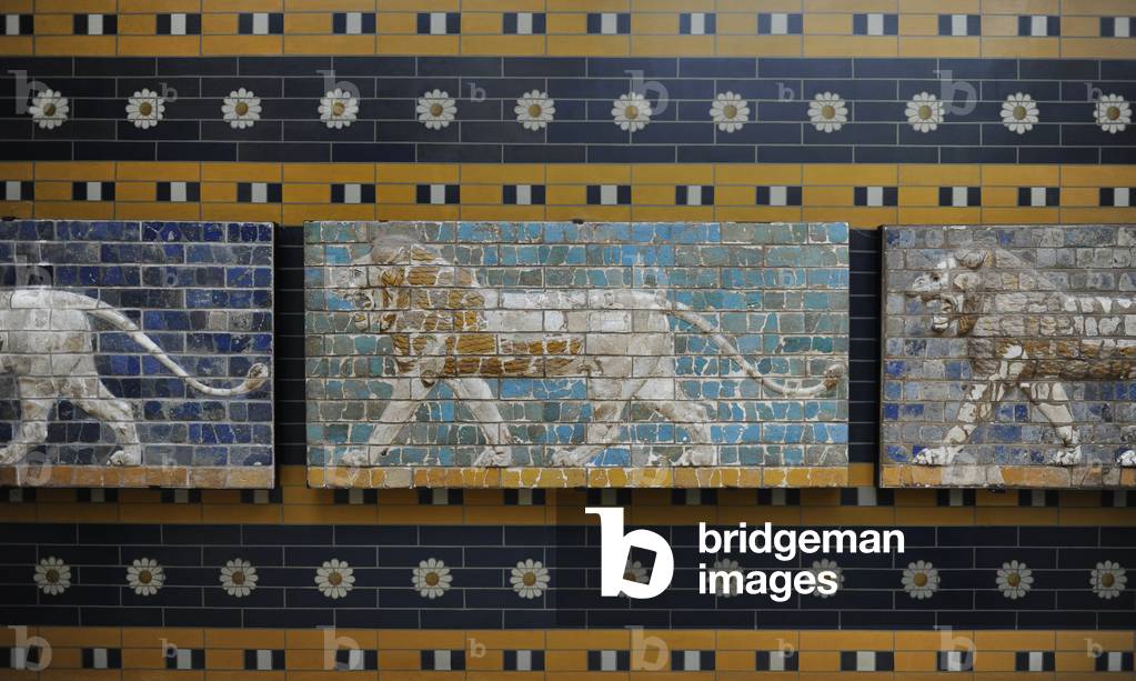Babylon. Monumental Procession Street. Lion's relief.