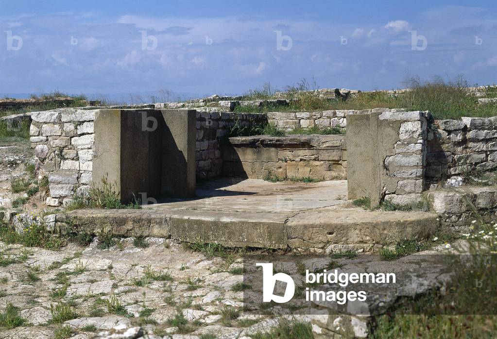Spain, Aragon, Teruel province, Ruins of the ancient Iberian village of Cabezo de Alcala (photo)