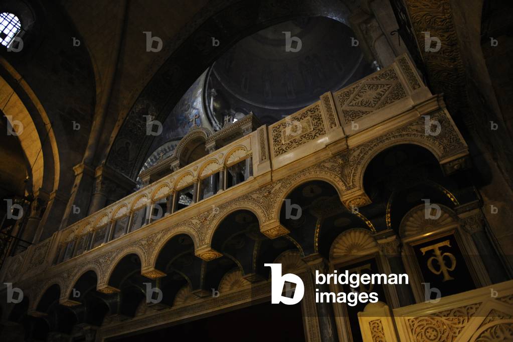 Israel. Jerusalem. Basilica of the Holy Sepulchre. Interior.