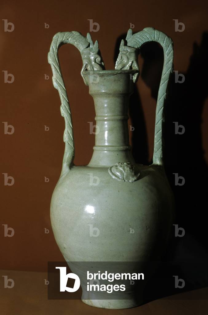 Vase with white glaze, double dragon handles, decorated with flowers in relief on the belly, 618-907