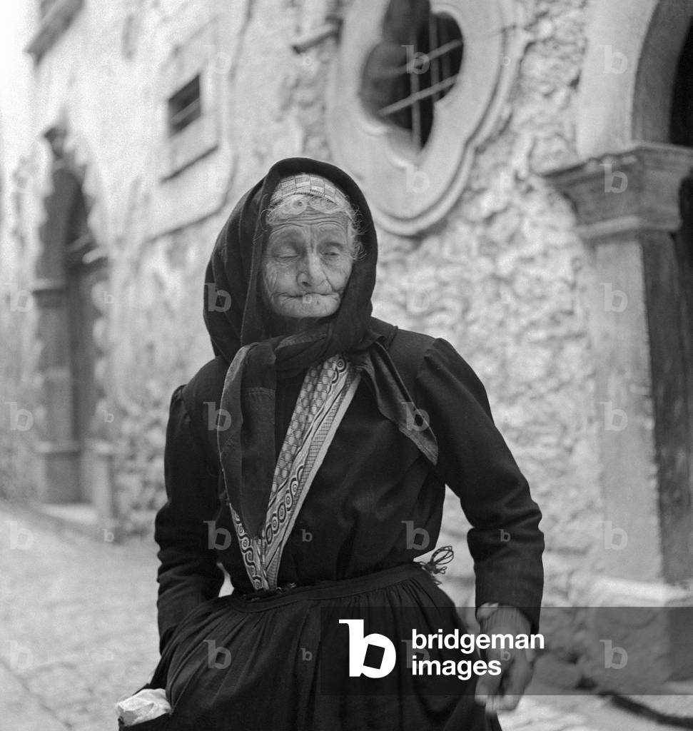 Maria Nicolo, Coffee shop owner in Bonefro, 1947-49 (b/w photo)