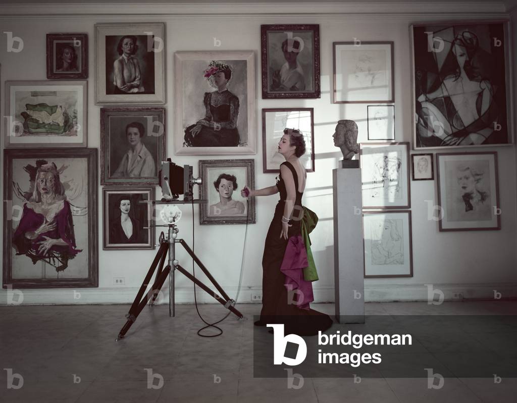 She's a Photographer (photo)