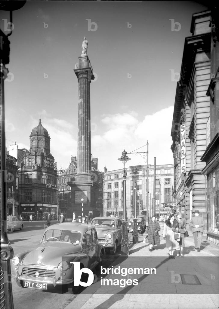 View along Grey Street towards Grey's Monument, Newcastle upon Tyne, UK, October 1955 (b/w photo)