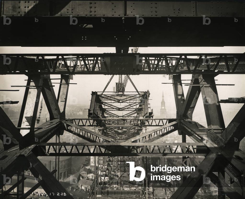 Photograph of the 'K' bracing between the arches of Tyne Bridge, taken during its construction on 17th February 1928 (b/w photo)