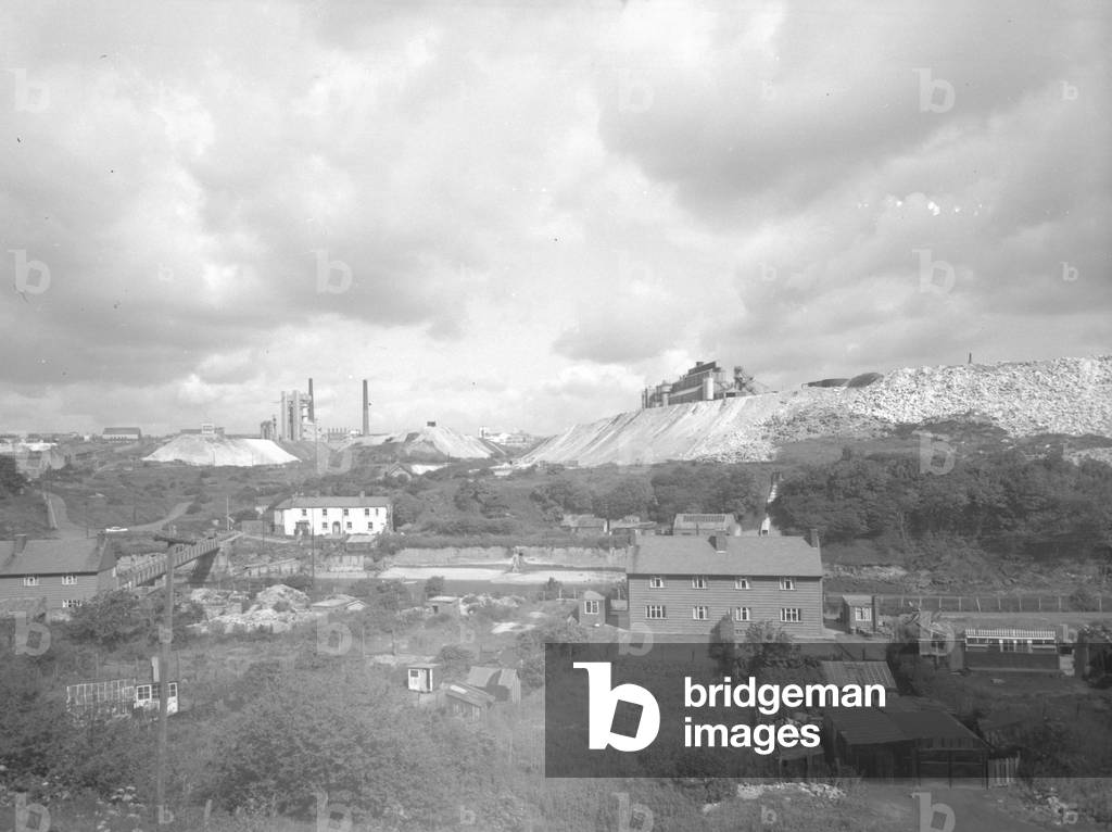 View of Newall’s Insulation and Chemical Works from Cox Green, Washington, Tyne and Wear, UK, May 1965 (b/w photo)