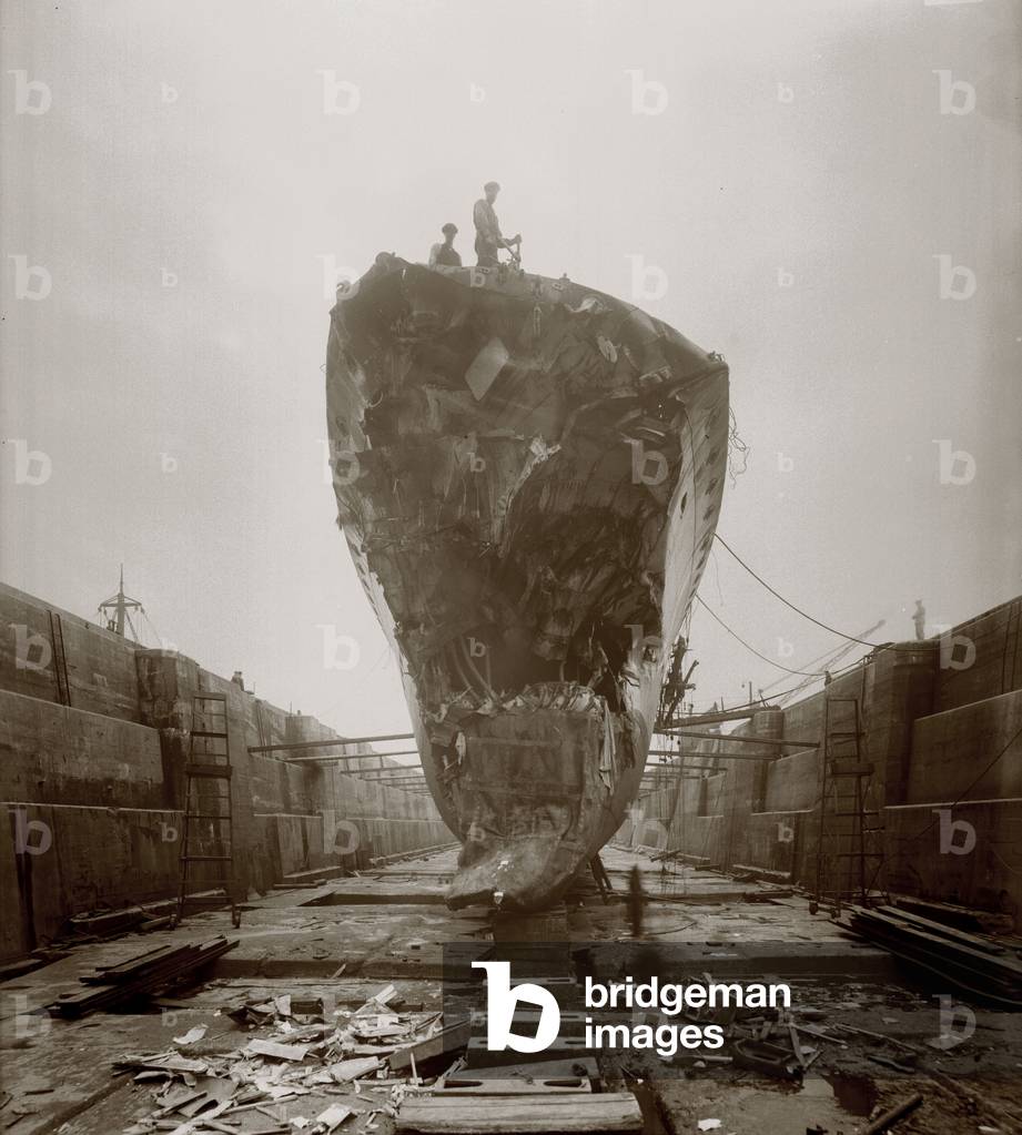 Damage suffered by HMS Broke at the Battle of Jutland, 1916 (b/w photo)