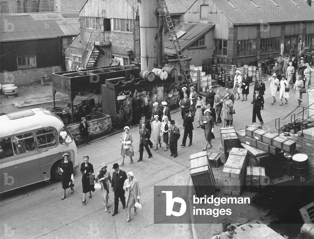 Guests attending the launch of the tanker ‘British Cavalier’, Sunderland, Tyne and Wear, UK, 19 June 1962 (b/w photo)

