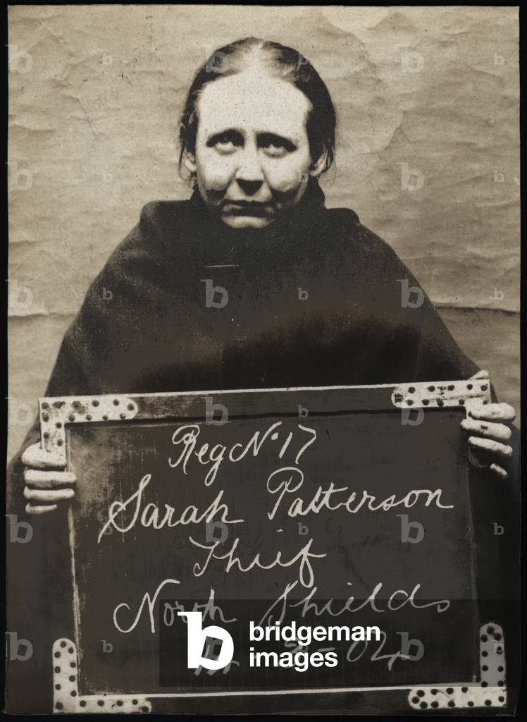 Sarah Patterson, arrested for trying to steal money from a gas meter, North Shields, UK, 1904 (b/w photo) 