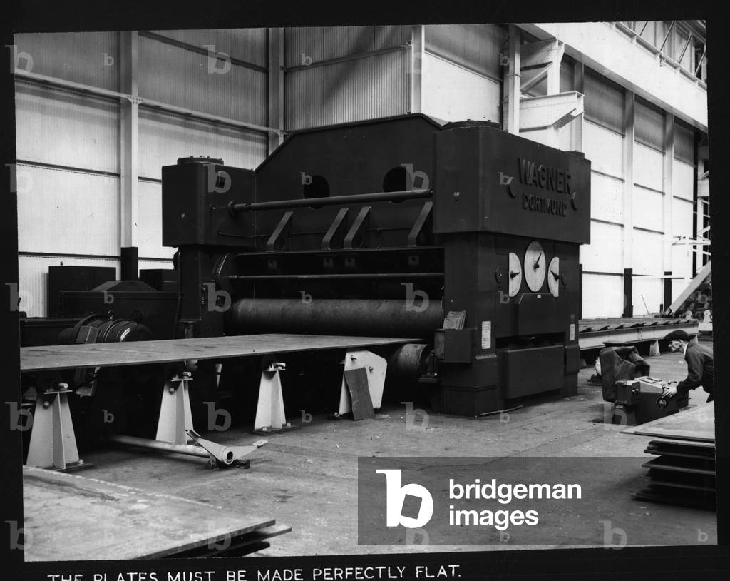 The plates must be made perfectly flat, Hawthorn Leslie Yard, Hebburn, UK (b/w photo)