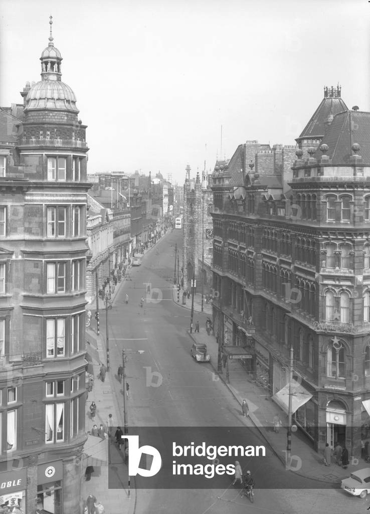 View along Grainger Street, Newcastle upon Tyne, UK, March 1963 (b/w photo)
