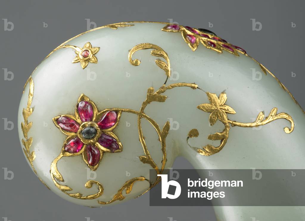 Dagger hilt, Delhi, 18th-19th century (jade, gold & cabachon rubies & emeralds)