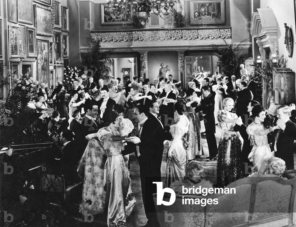 Image of Photography depicting Hollywood, b/w