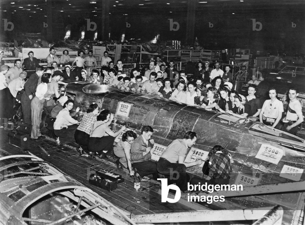 Workers Sign 5,000th B-17 (b/w photo)