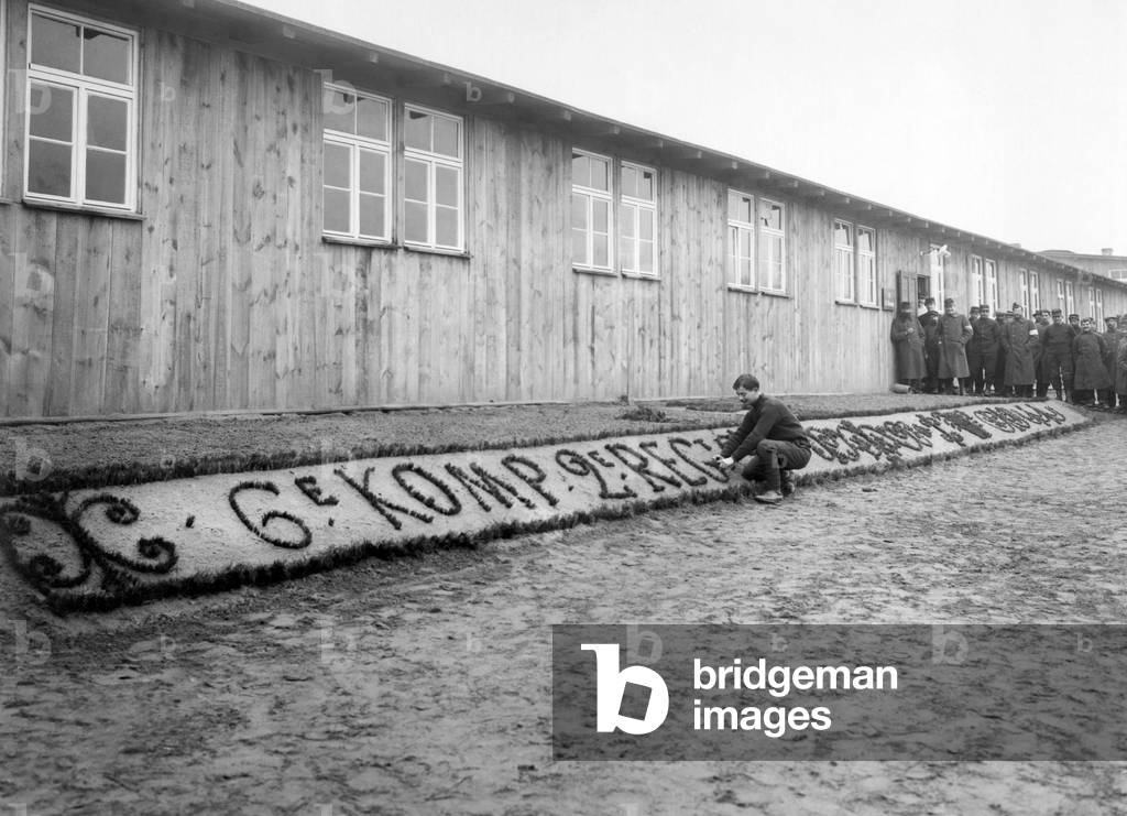 Image of Germany: c. 1917 French prisoners of war at a German camp