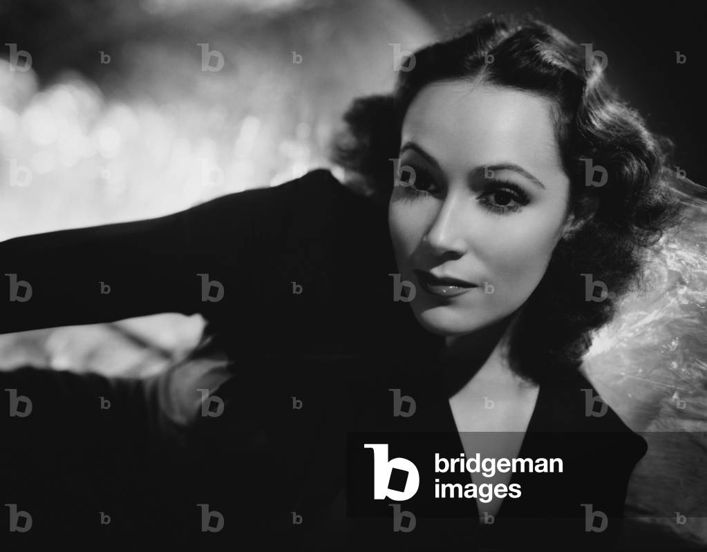 Image of Photography depicting Dolores del Rio, b/w