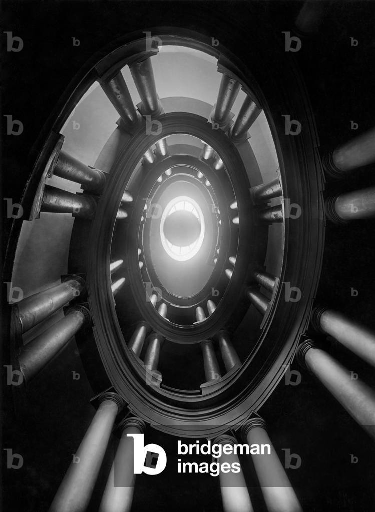 Italy, Rome, elliptical staircase of the Quirinale Palace, 1930 (b/w photo)