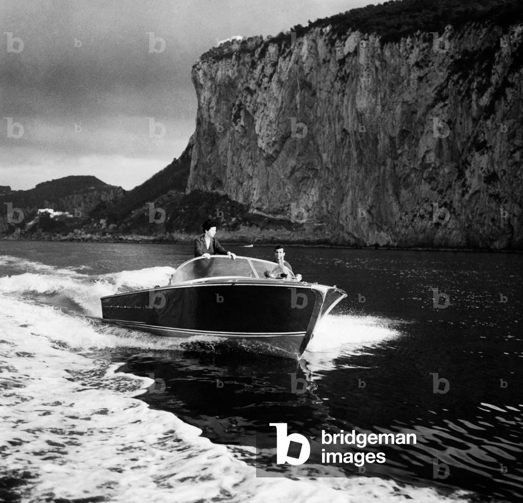 Couple on Bermuda Motorboat, Posillipo Shipyard 1961 (b/w photo)