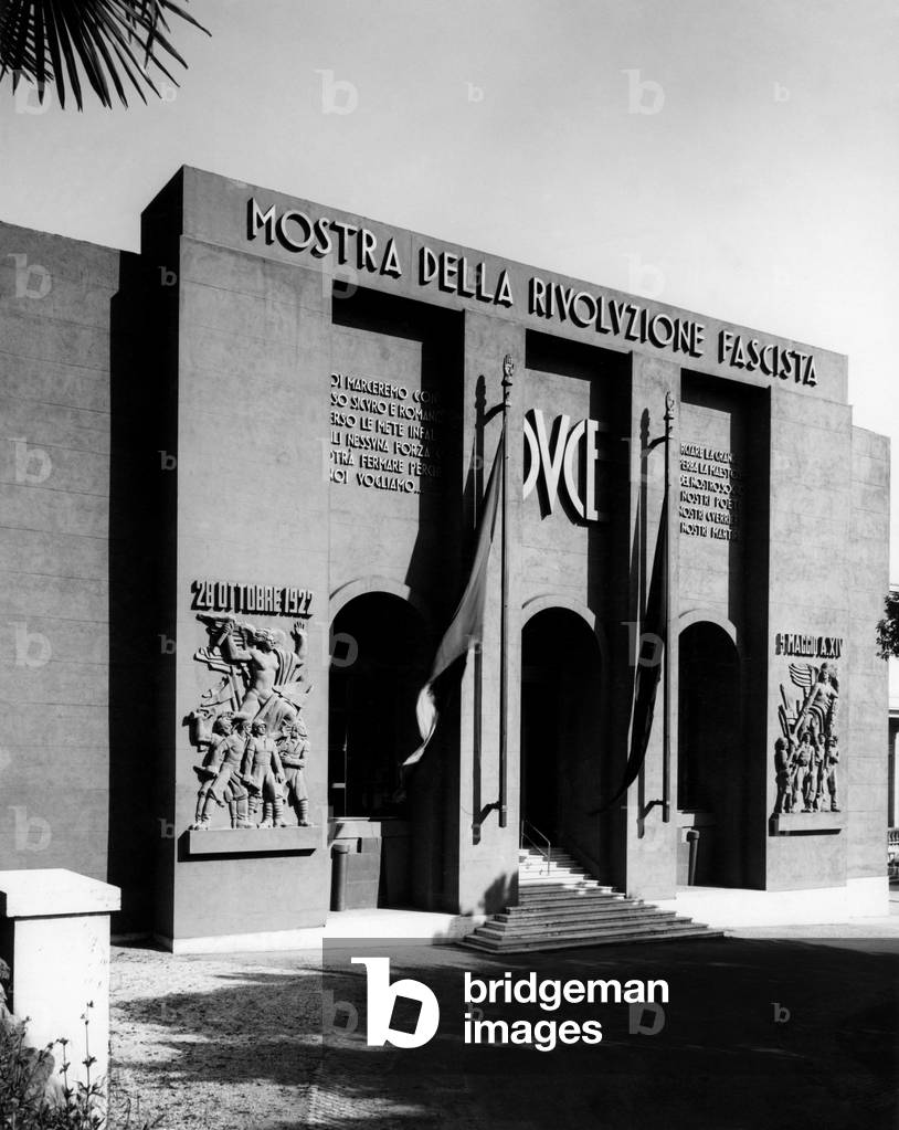 Italy, Rome, Valle Giulia, exhibition of the fascist revolution, 1937 (b/w photo)