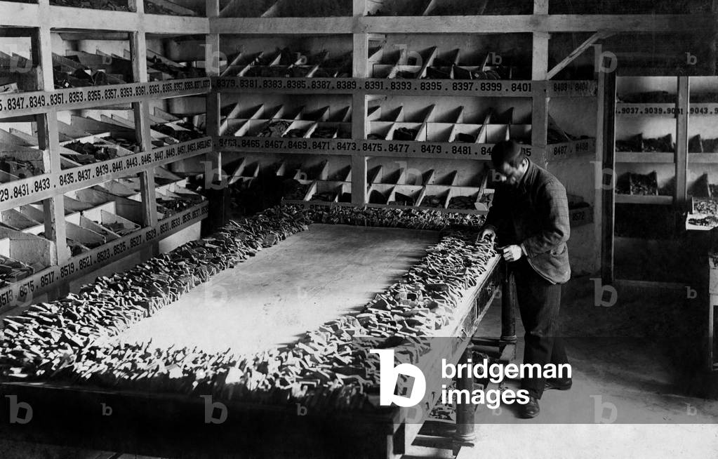 Artistic workers in Vatican City, 1910 (b/w photo)