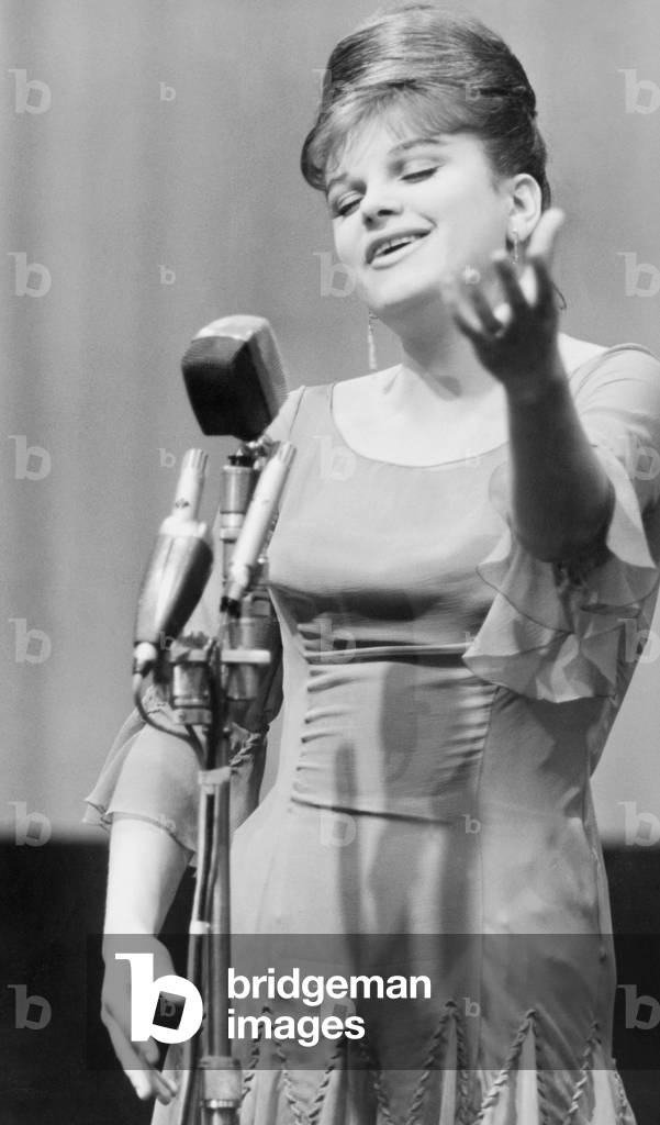 Milva, 1962 (b/w photo)