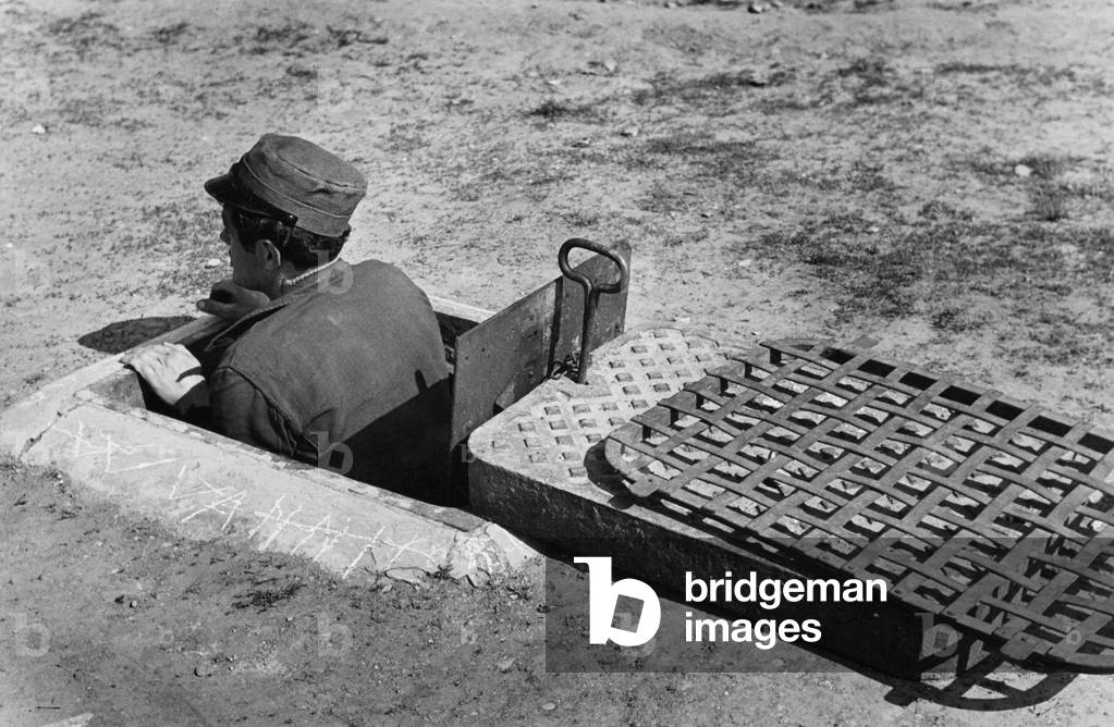 Maintenance Activities of the Gas Network, Milan 1920-30 (b/w photo)