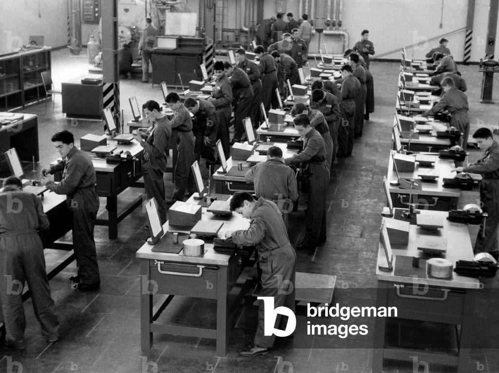 Training school piero pirelli, 1960 (b/w photo)