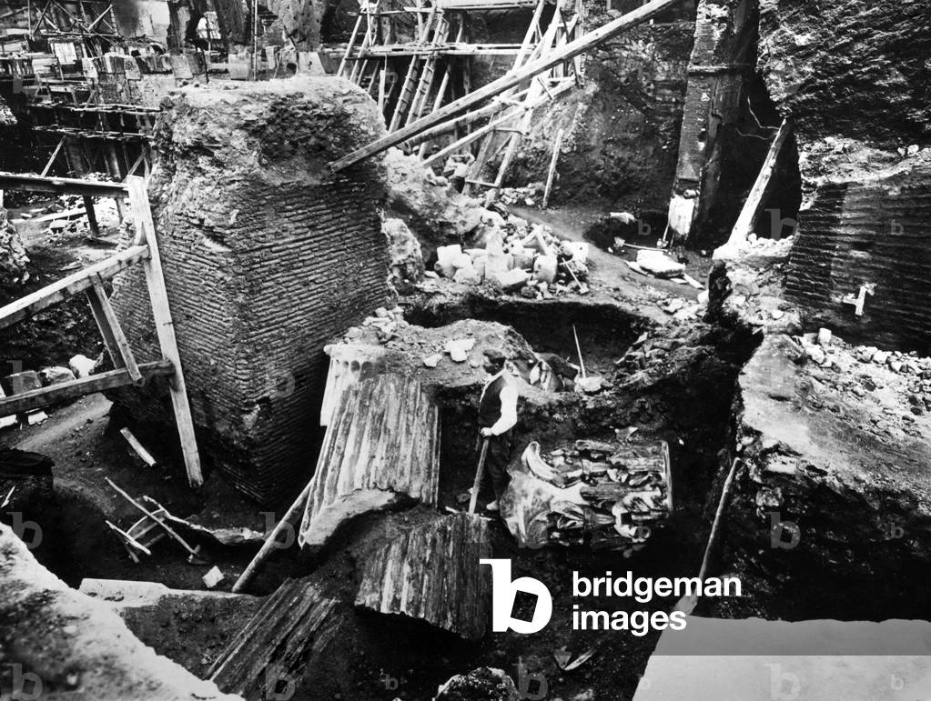 Rome, excavations of Forum of Caesar, 1920 (b/w photo)