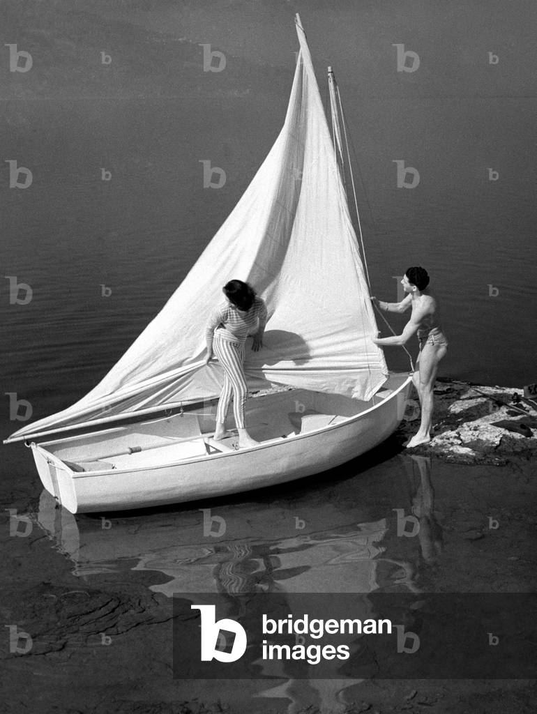 Sailboat with pirelli hull, 1961 (b/w photo)