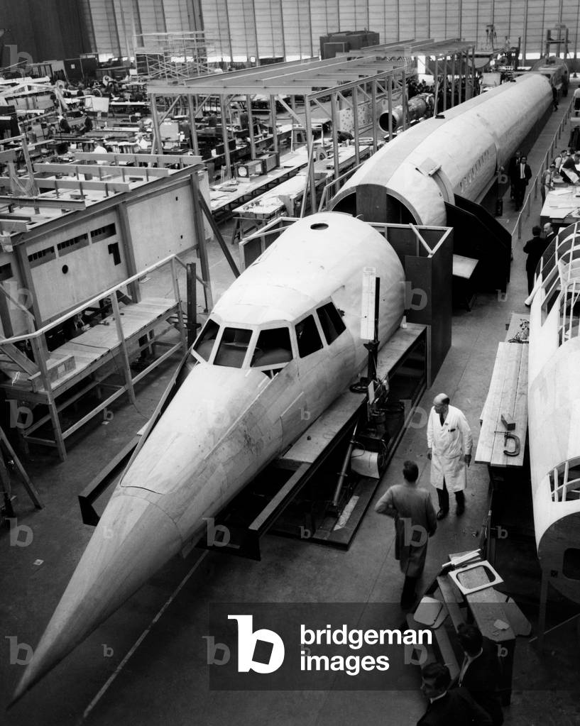 Wooden model of the concorde, 1963 (b/w photo)