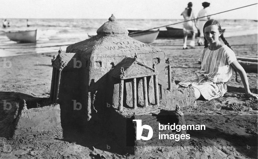 Italy, Veneto, Lido Di Venezia, Beach, 1920-1930 (b/w photo)