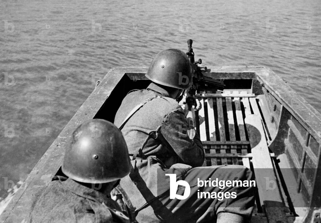 Russian Front, Second World War, 1939-45 (b/w photo)